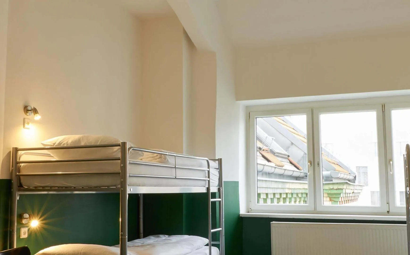 Ballhaus Berlin Hostel