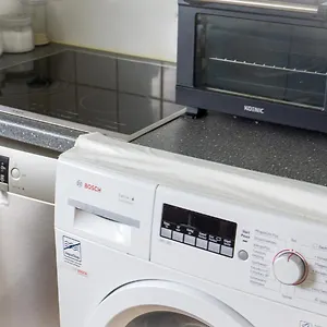 - Good & Calm Location - Contactless Check-in Apartment Hannover