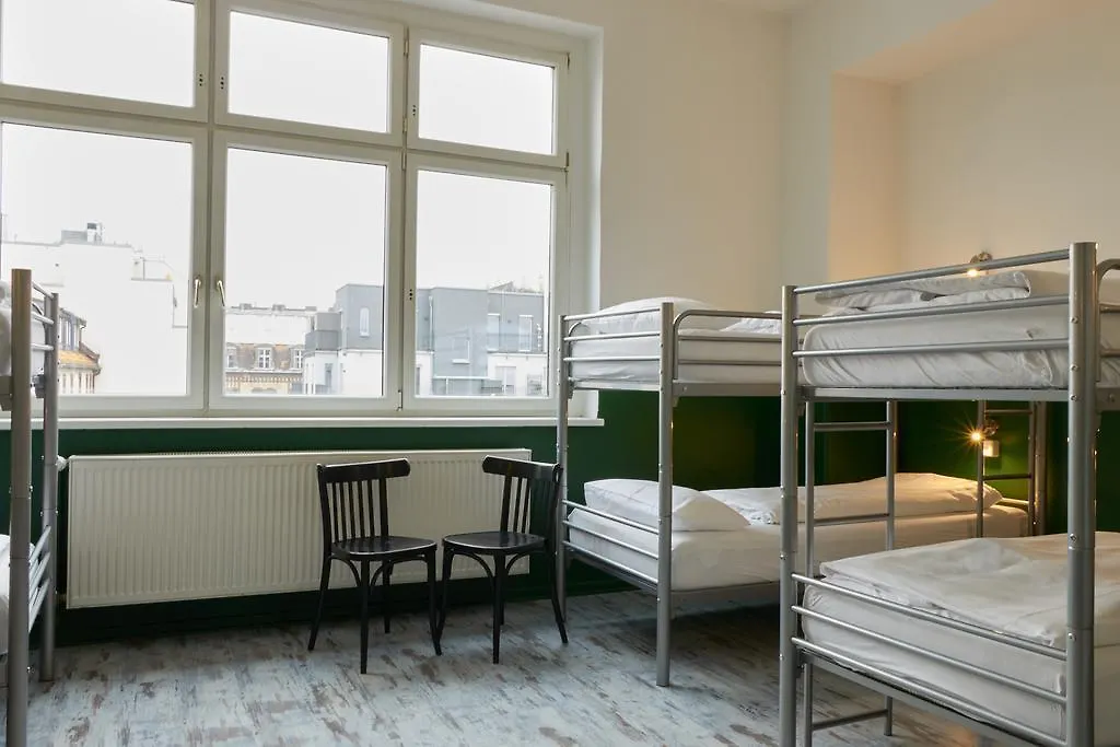 Ballhaus Berlin Hostel Německo